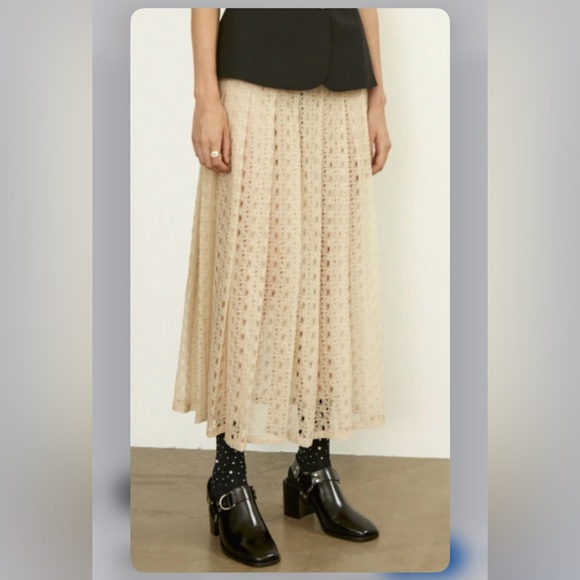 ROSEANNA Long Lace Skirt - Size 4 - Picture 9 of 16